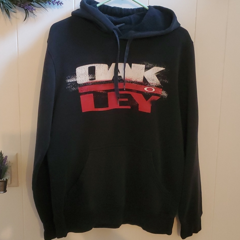 Black Oakley Men's Medium Hoodie
